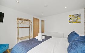 Luxnightzz - Stylish Boutique 1 Bed Apartment